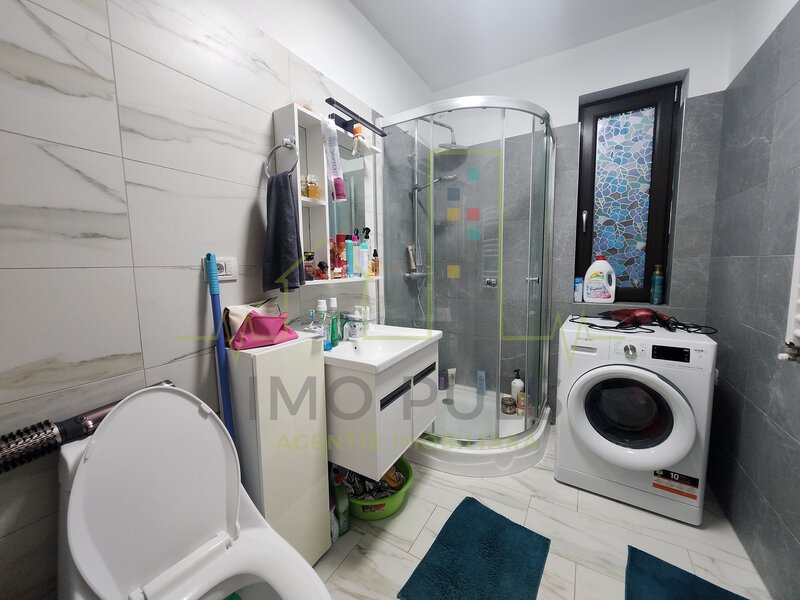 Timisoara, apartament in vila, loc de parcare, mobilat.